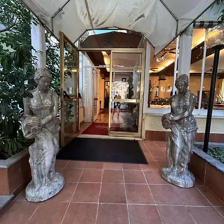 Hotel Luisa